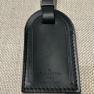 BRAND NEW and AUTHENTIC ALL BLACK LOUIS VUITTON LUGGAGE & NAME TAG